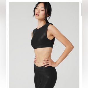 Alo Super shine flash bra. Worn once. PRICE IS FIRM!!!